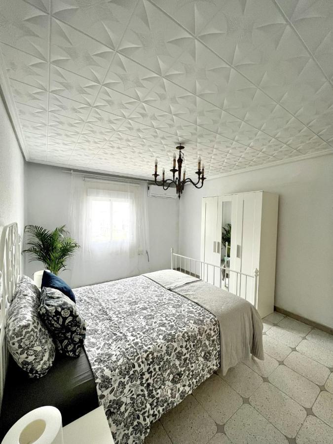 Holiday&Vacations Apartment On The Beach Valência Exterior foto